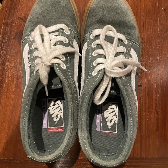 Almost NEW men’s Vans PopCush side sneaker - Skateboarding Shoe size 8.5 - Picture 2 of 4